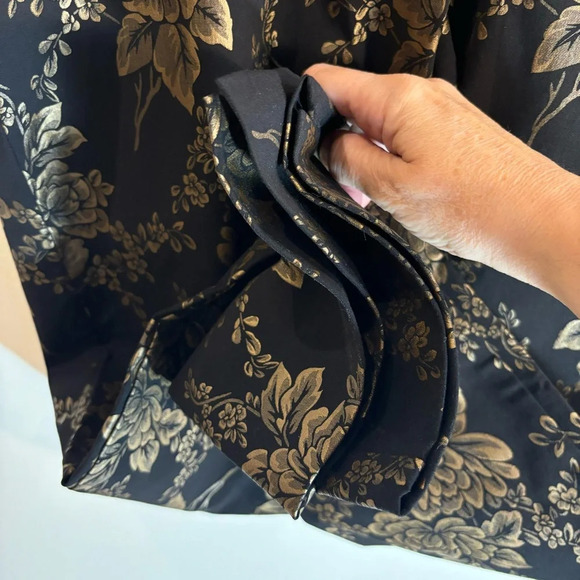 CHICO’S Sz 3R Pull On Pants Brigitte Brocade Floral Sheen Tapered Ankle NEW - Picture 6 of 12